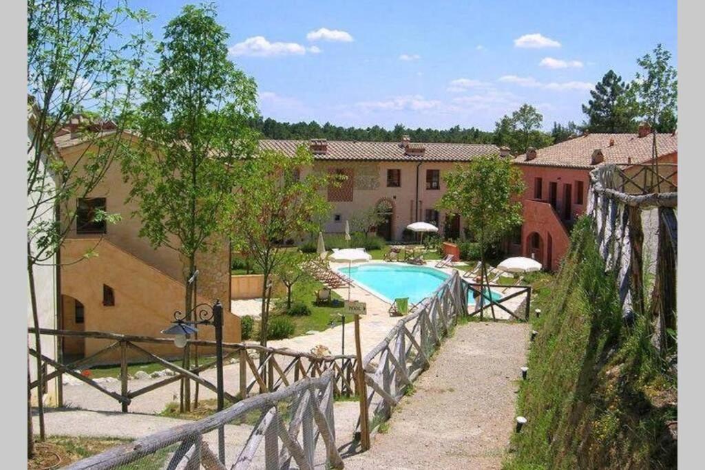 Casa Vacanze nel cuore della Toscana Castagno  Esterno foto